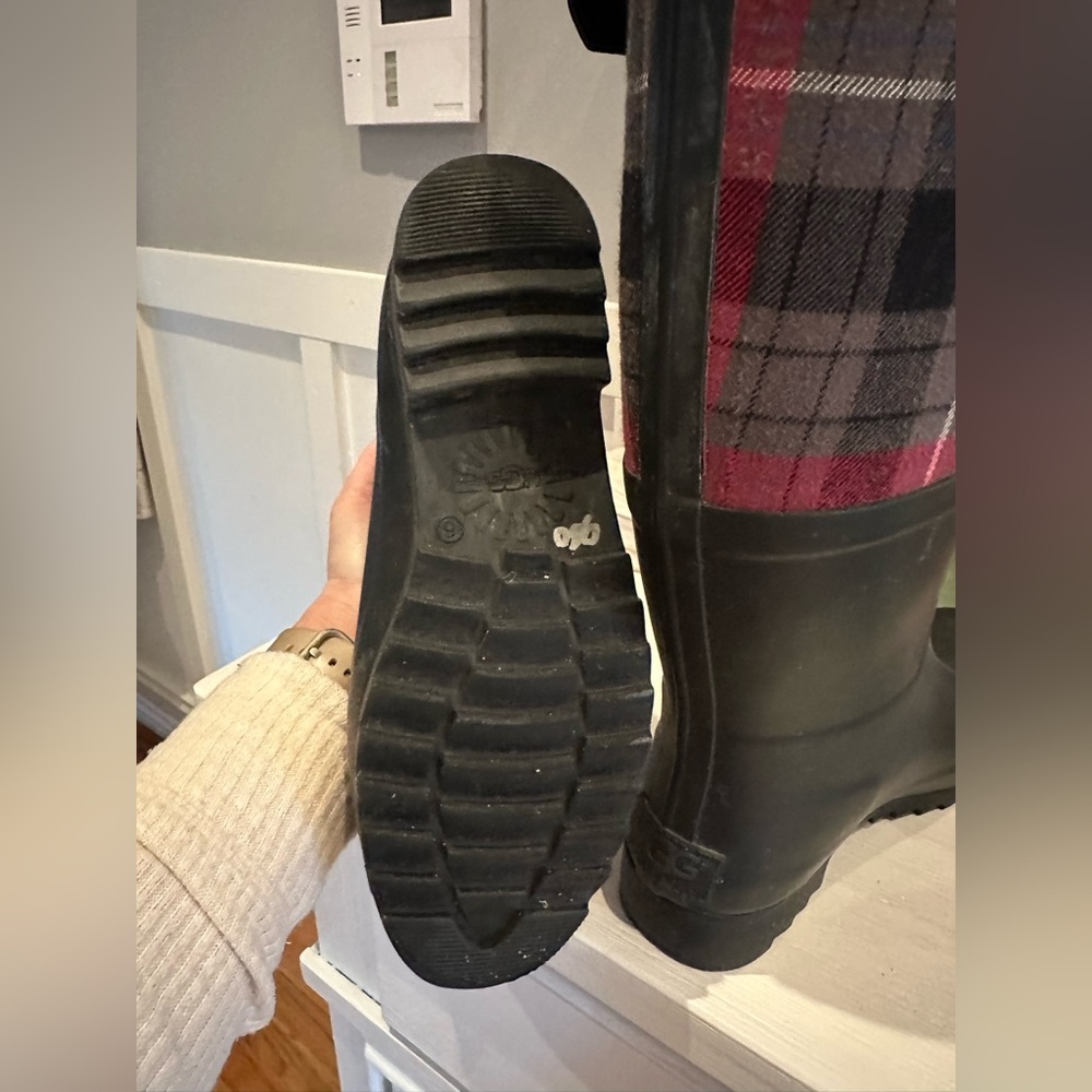 UGG Plaid Tall Rain/Snow Boots with Buckle - Picture 7 of 7